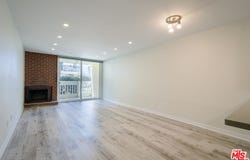 22 Navy St, Venice, CA 90291