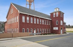 175 N Main St, Wharton Boro, NJ 07885-1638