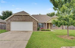 198 Alexandra Loop, Elkins, AR 72727