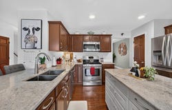 6524 Biscayne Ave, Mount Pleasant, WI 53406