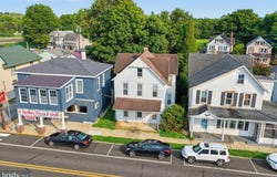 402 MAIN Street, CLAYTON, DE 19938