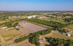 5271 N US Highway 69, Celeste, TX 75423