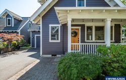 1007 Gwinn St E, Monmouth, OR 97361