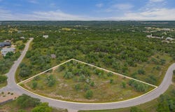 32000 Mirela Ann Rd, Dripping Springs, TX 78620