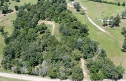 1224 S State Street, Madisonville, TX 77864