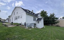 110 Bell Ave, Marshall, MO 65340