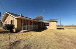 1112 County Road Y, Plainview, TX 79072
