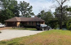 411 Alexander Ave, Horseshoe Bend, AR 72512