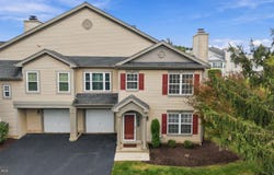 208 MONARCH Court, WARWICK TWP, PA 18974