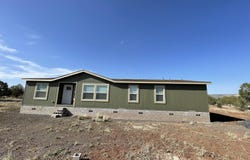 1833 Cumberland Road, Ash Fork, AZ 86320