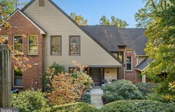 1111 GALWAY Court, HUMMELSTOWN, PA 17036