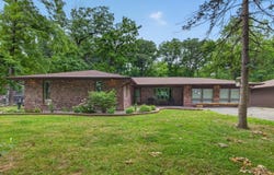 14309 KB Road, CAPRON, IL 61012