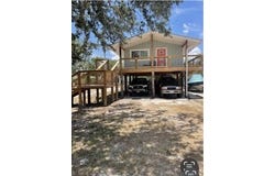 210 Danforth Street, Woodsboro, TX 78393