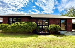502 8th Avenue, Canyon, TX 79015