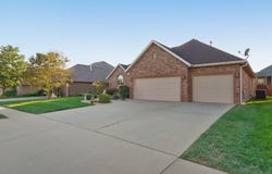3305 S Juniper Avenue, Springfield, MO 65804
