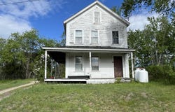 80 Foxes Ridge Road, Acton, ME 04001