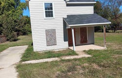 100 W MITCHELL Rd, Memphis, TN 38109