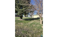 101 Main Ave, Garretson, SD 57030
