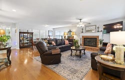 104 E Commodore Dr, Cross Hill, SC 29332