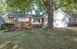 3237 S Ferguson Avenue, Springfield, MO 65807