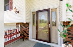 208 LAKE Road, Eureka, IL 61530