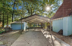387 Chateau Drive, Lavonia, GA 30553