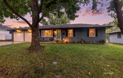 1101 S Highland Drive, Harrisonville, MO 64701
