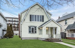 11 Merton Avenue, Lynbrook, NY 11563