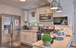 9253 WESTWOOD Drive, TOBYHANNA, PA 18466
