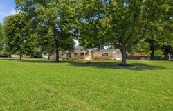 404 Posey St, Ava, MO 65608