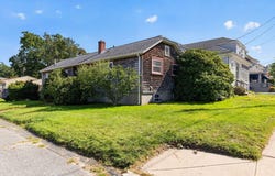 63 Hemlock St, Fall River, MA 02720