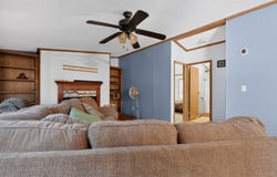 400 6th St, Belpre, OH 45714