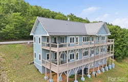 229 JD Trail, Candler, NC 28715