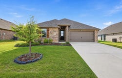 3020 Cliffview Drive, Sanger, TX 76266