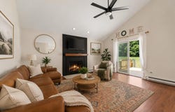 1 Gates Drive, Derry, NH 03038