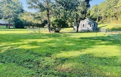 482 E Pine Lake Drive, West Point, GA 31833