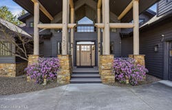 1521 Northshore Dr, Sandpoint, ID 83864