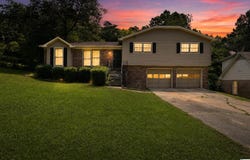 1609 6TH STREET, CENTER POINT, AL 35215
