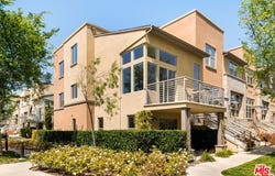 5449 Strand, Hawthorne, CA 90250