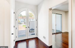 9 AVIGNON, DEVON, PA 19333