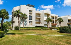 50 COE Road, BELLEAIR, FL 33756