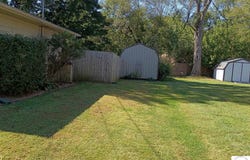 107 S Cherokee Avenue, Clinton, MO 64735