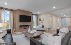 1 BATIK Way, STEPHENSON, VA 22656