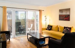 15344 Weddington Street, Sherman Oaks, CA 91411