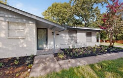 341 Arcadia Street, Hurst, TX 76053