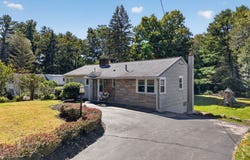 213 Salem St, Andover, MA 01810