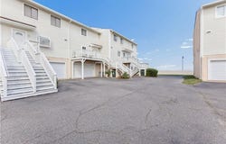 8 Cantamar CT, Hampton, VA 23664