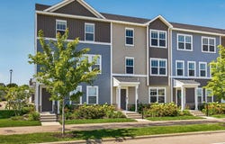 2531 Paddock Path, Shakopee, MN 55379