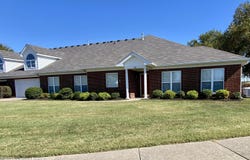 172 Clubhouse Dr, Shelbyville, KY 40065