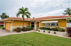 541 CRYSTAL Drive, MADEIRA BEACH, FL 33708